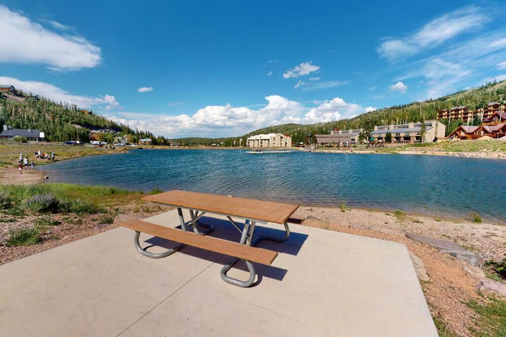 Majestic Pool-spa Ski-in Out Gym, Sauna, Laundry, Bbq * Brian Head