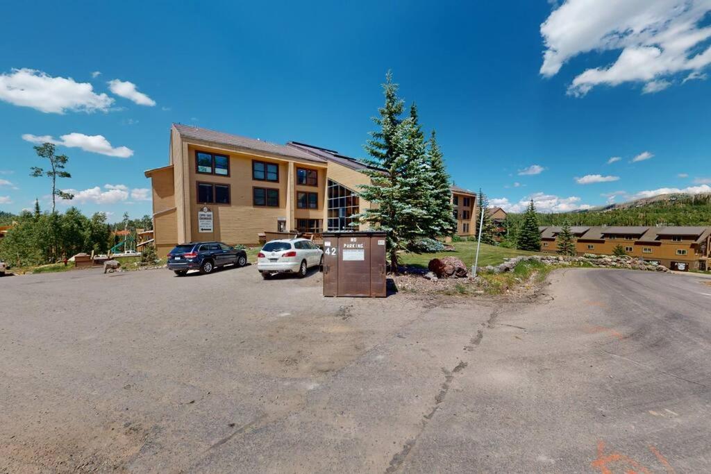 Apartment Majestic Pool-spa Ski-in Out Gym, Sauna, Laundry, Bbq Brian Head