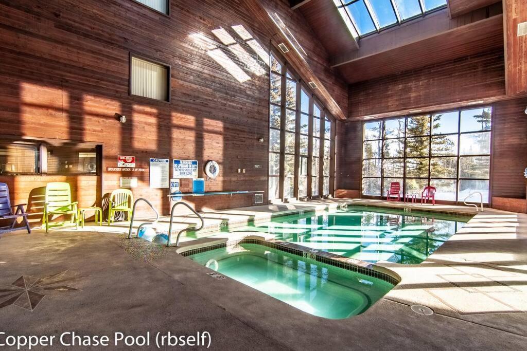 Apartment Majestic Pool-spa Ski-in Out Gym, Sauna, Laundry, Bbq