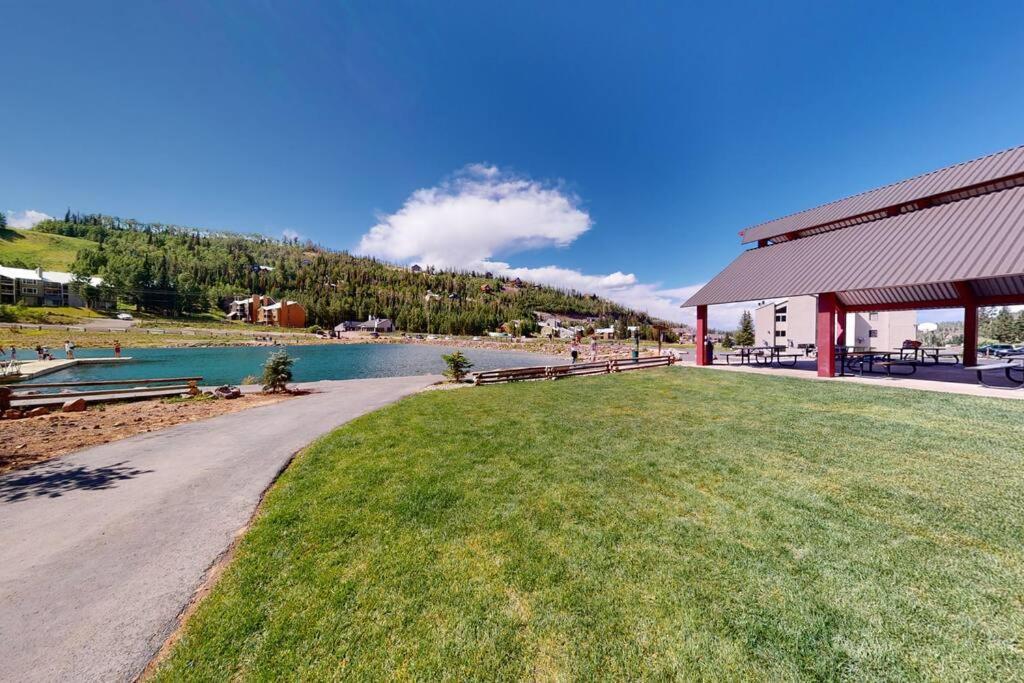 Majestic Pool-spa Ski-in Out Gym, Sauna, Laundry, Bbq