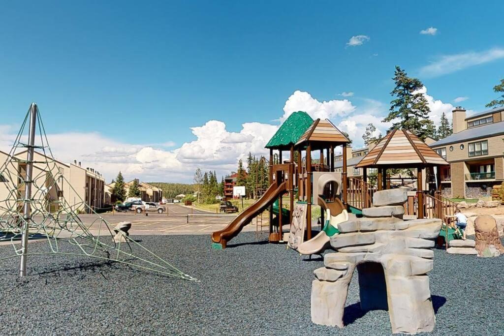 Majestic Pool-spa Ski-in Out Gym, Sauna, Laundry, Bbq *