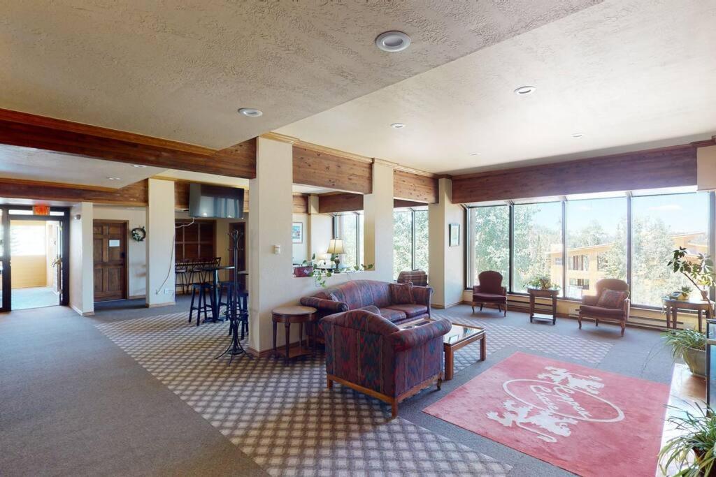 Majestic Pool-spa Ski-in Out Gym, Sauna, Laundry, Bbq * Brian Head