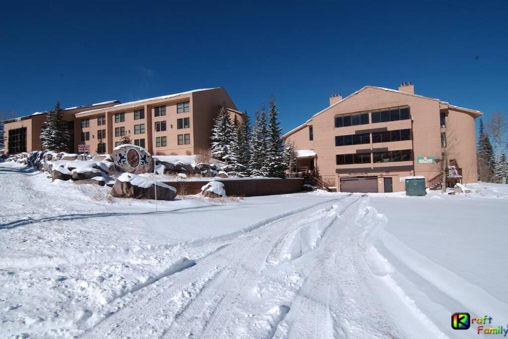Majestic Pool-spa Ski-in Out Gym, Sauna, Laundry, Bbq Apartment Brian Head