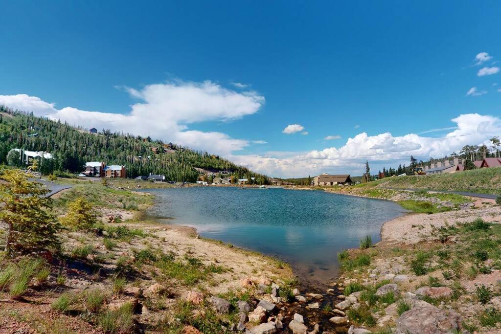 Majestic Pool-spa Ski-in Out Gym, Sauna, Laundry, Bbq *